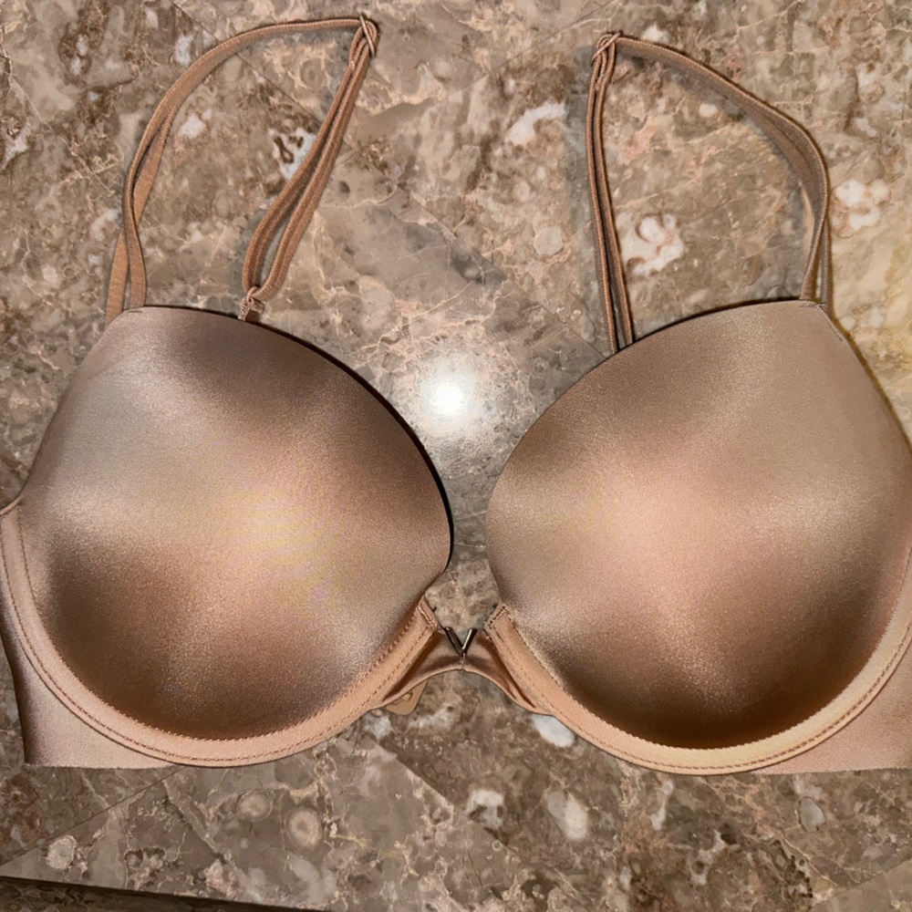 Victoria’s Secret Push-up Nude 32D
